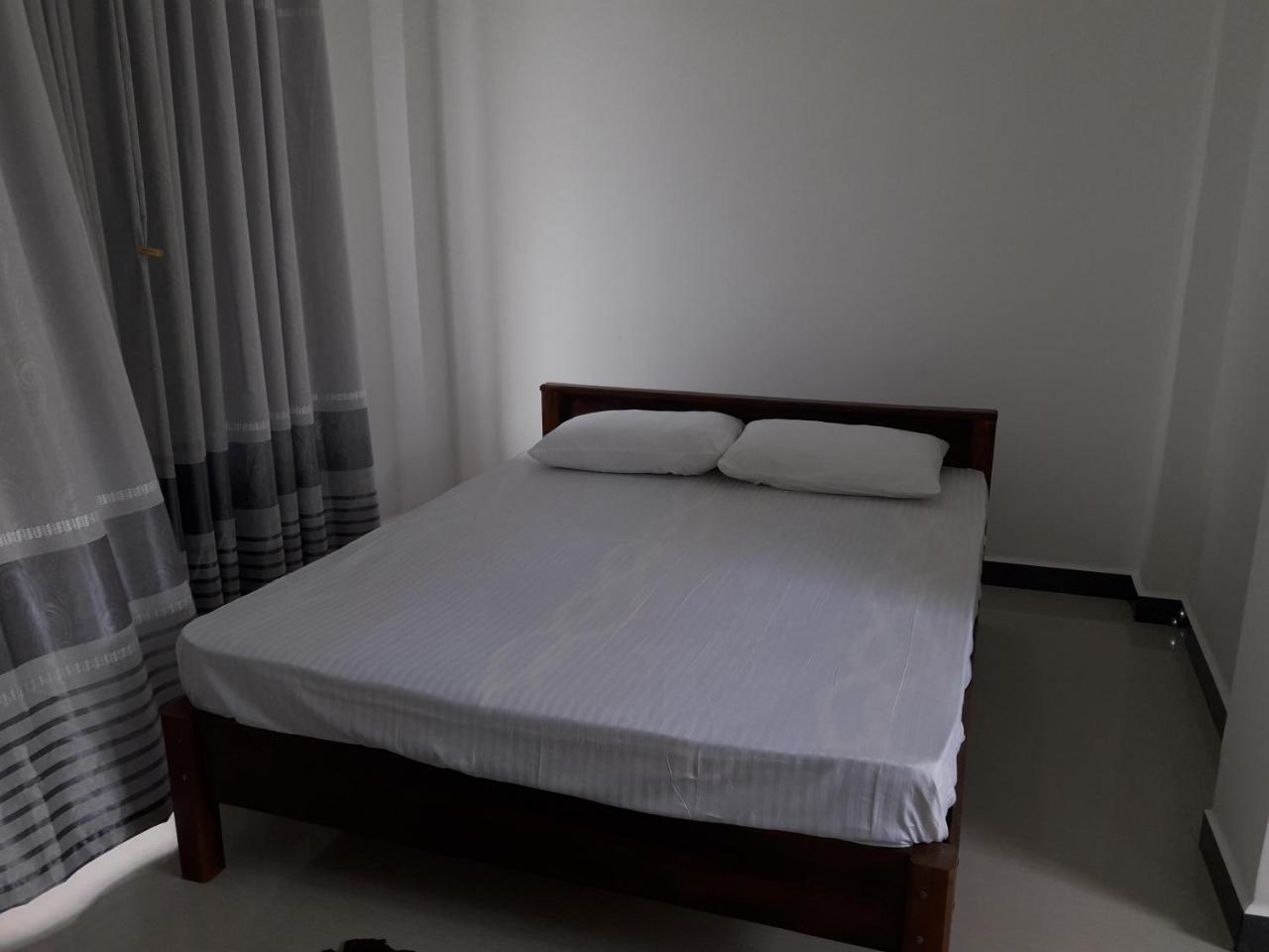 Kanora Lake Resort Maharagama Esterno foto